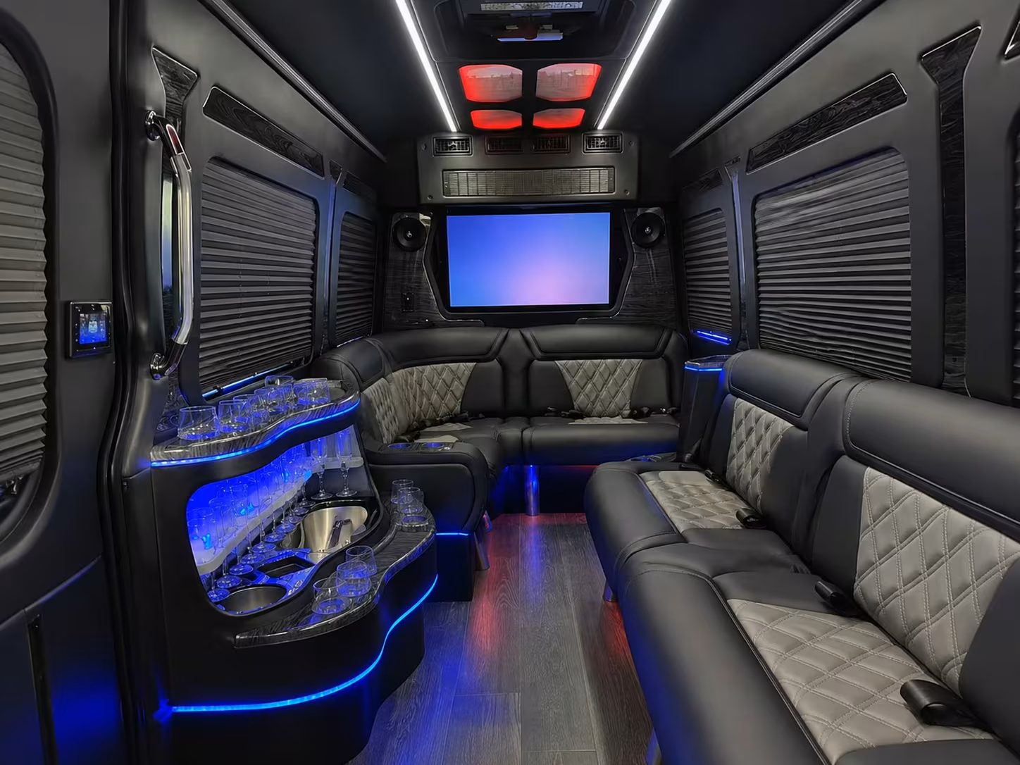 corporate retreat bus rentals from round rock to central texas