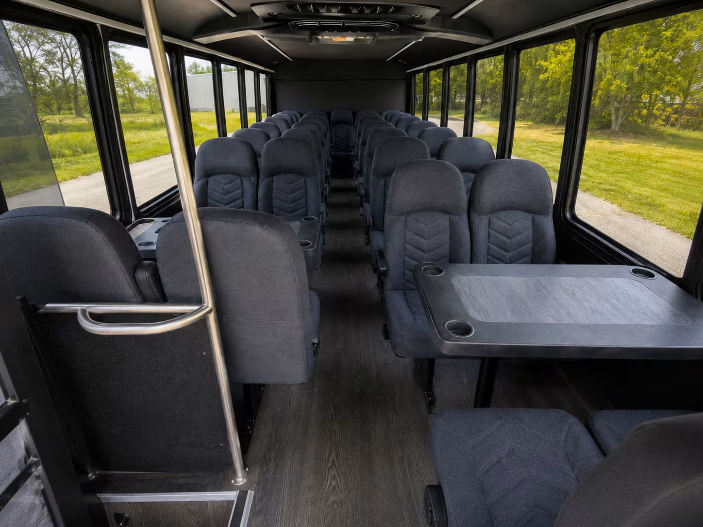 round rock 18 passenger minibus rental