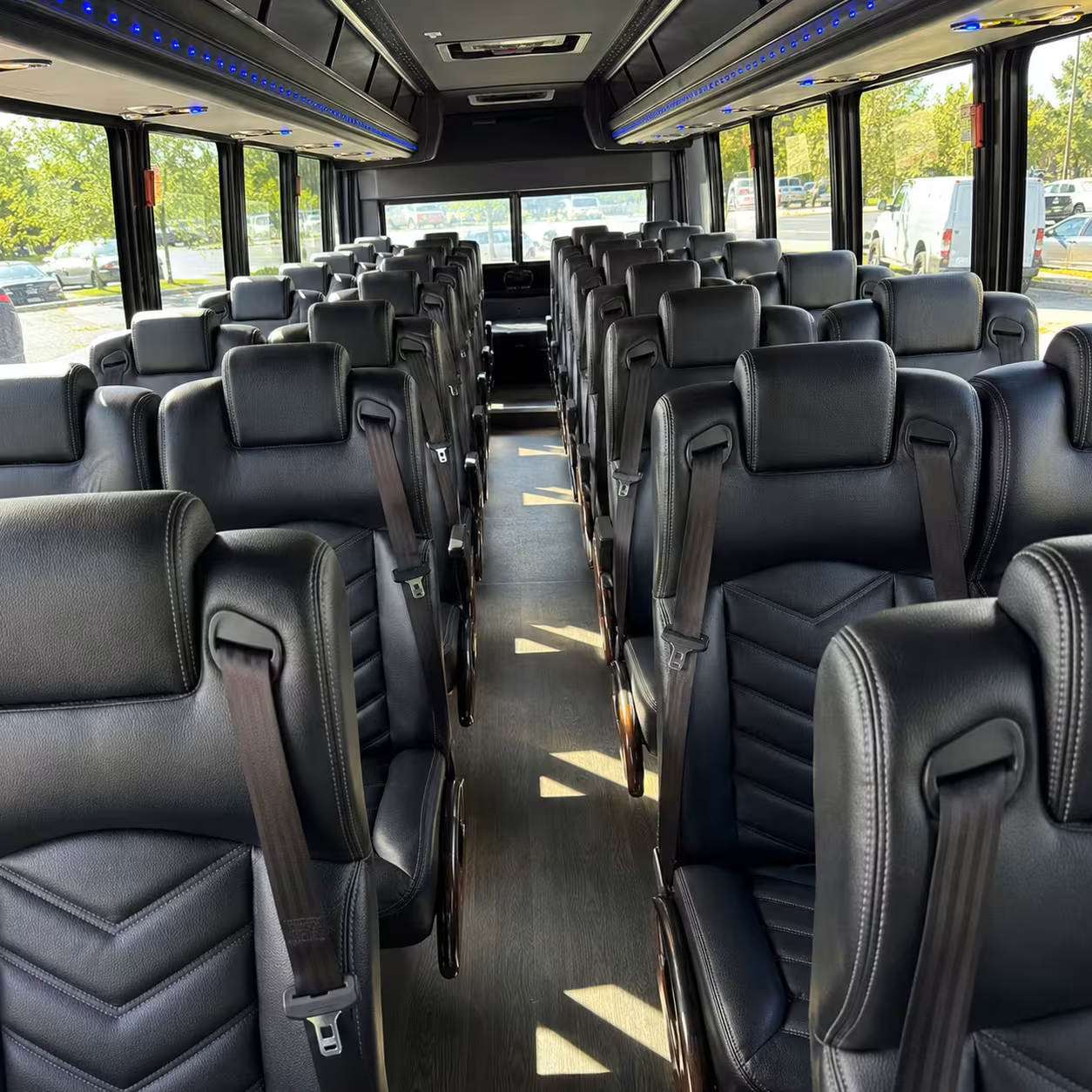 round rock 35 passenger minibus rental