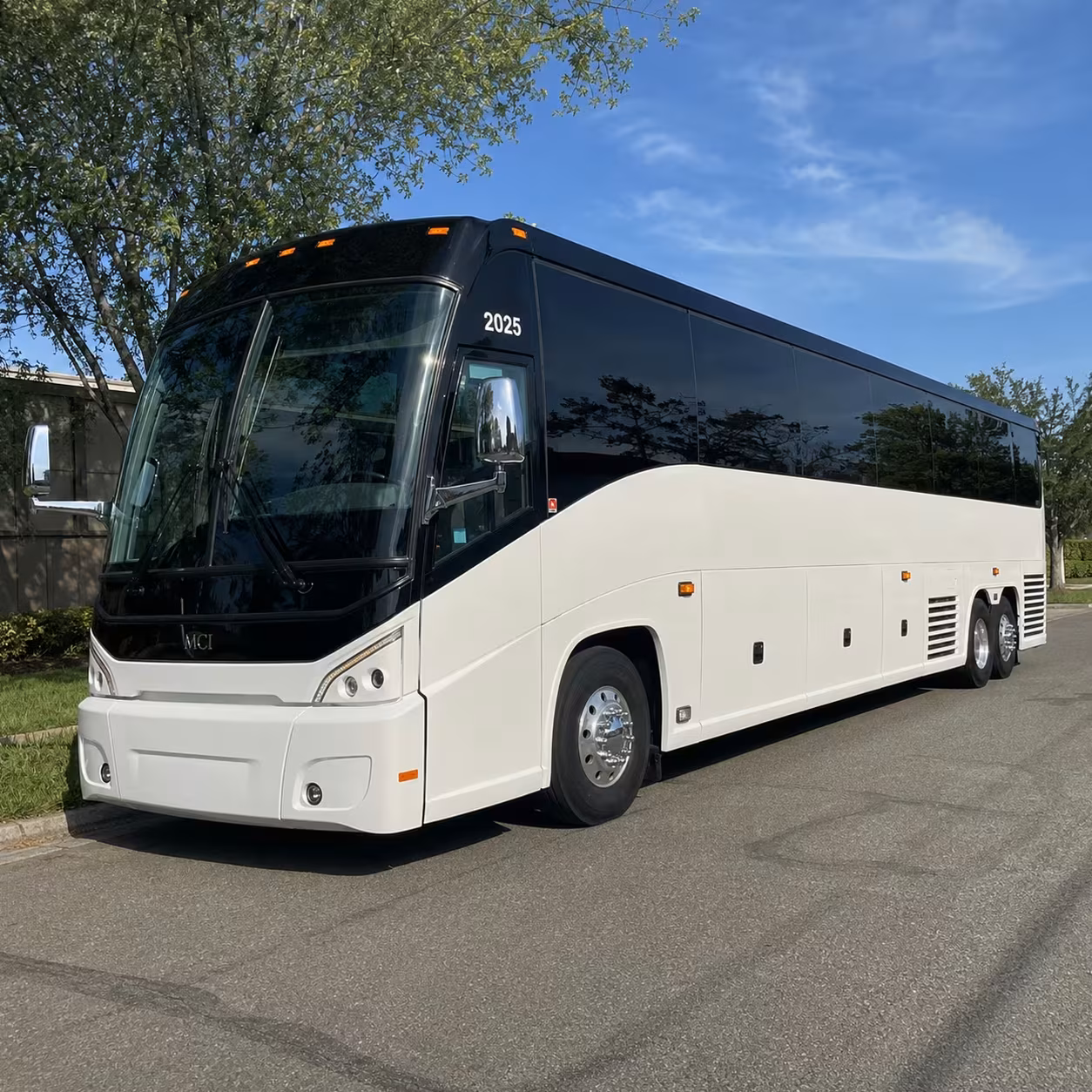 round rock charter bus rentals to austin bergstrom airport