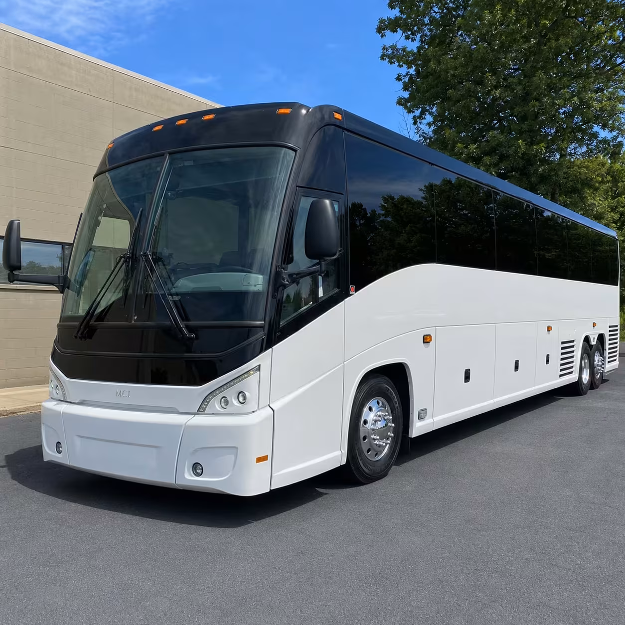 sunday church shuttle buses for round rock congregations
